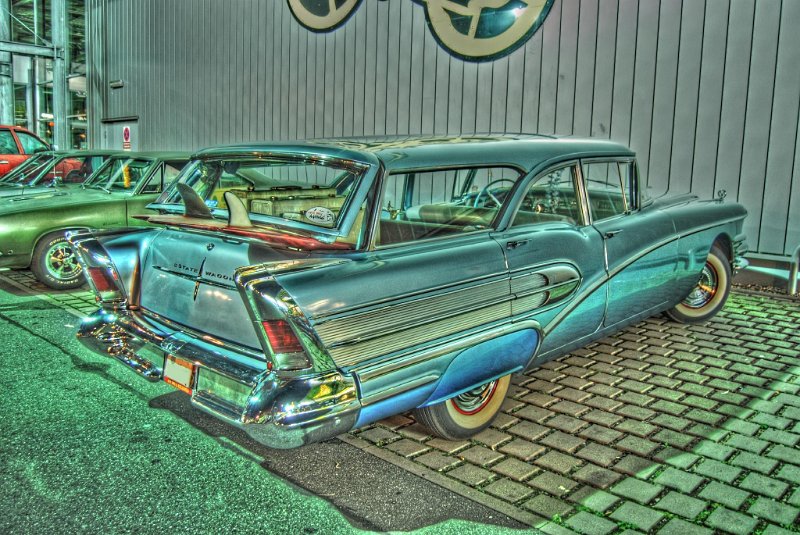 SNC11_42.jpg - Luminance HDR 2.0.0 tonemapping parameters:Operator: FattalParameters:Alpha: 1Beta: 0.822Color Saturation: 0.8 Noise Reduction: 0 ------PreGamma: 1